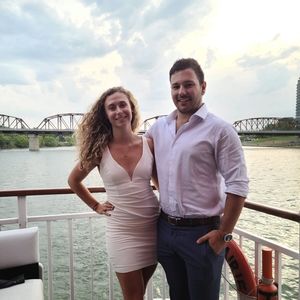 Meet your Posher, Jenny